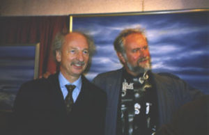 De Russische cosmonout German S. Titov en astronaut burggraaf Dirk Frimout op tentoonstelling in het casino van Koksijde op 21 oktober 1998 